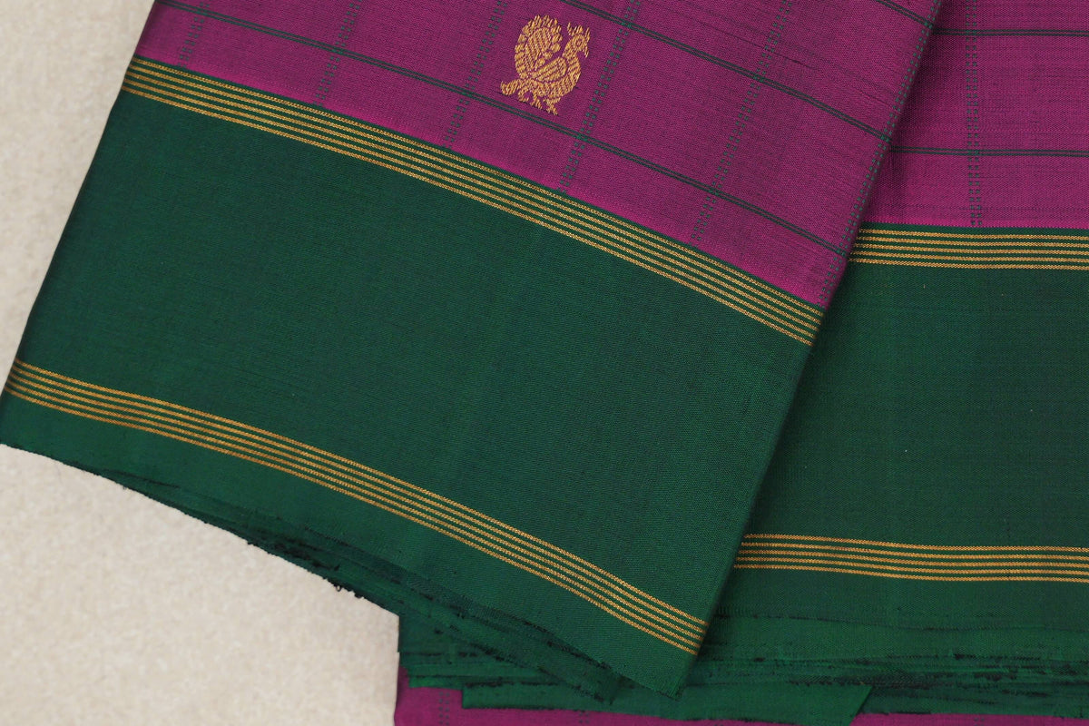 Deep Magenta Vintage Kanjivaram Silk Saree boorder zoom