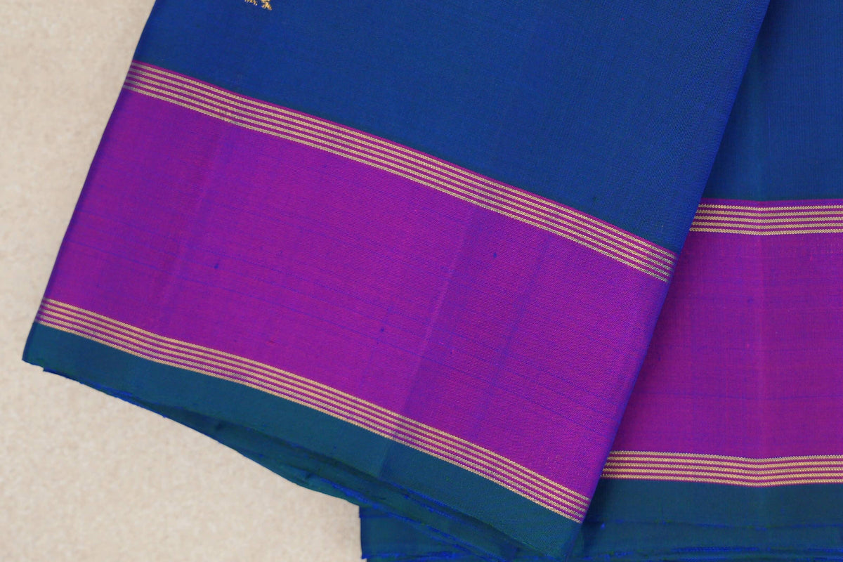 Peacock Blue Vintage Kanjivaram Silk Saree border zoom