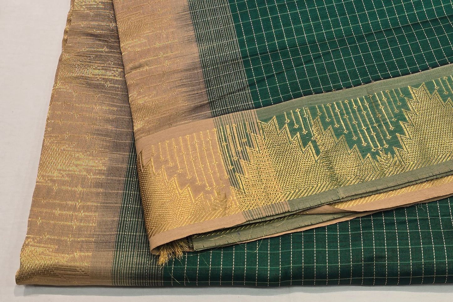Nine And A Half Yards Semi Silk Cotton Saree by Shreenivas silks PSSR015657