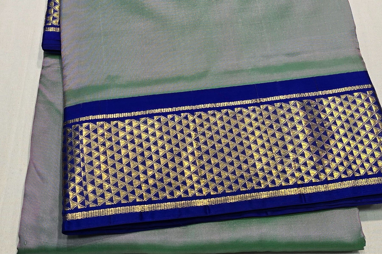 Ten yards silk saree by Shreenivas silks PSSR015875