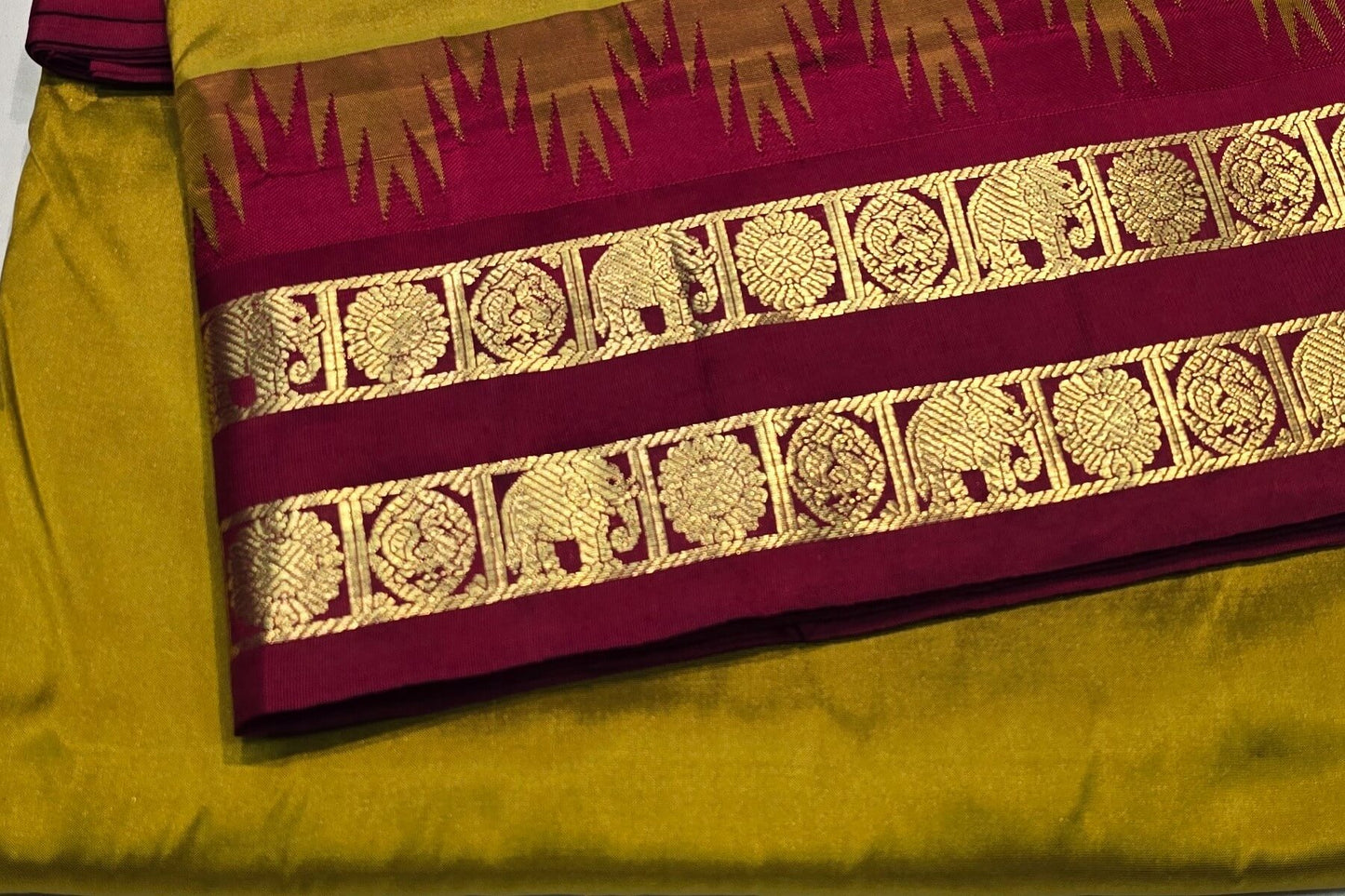 Ten yards silk saree by Shreenivas silks PSSR015925