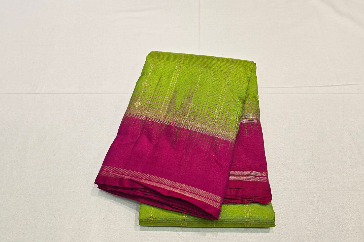 Light Weight Kanjivaram Silk Saree by Shreenivas Silks PSSR016058