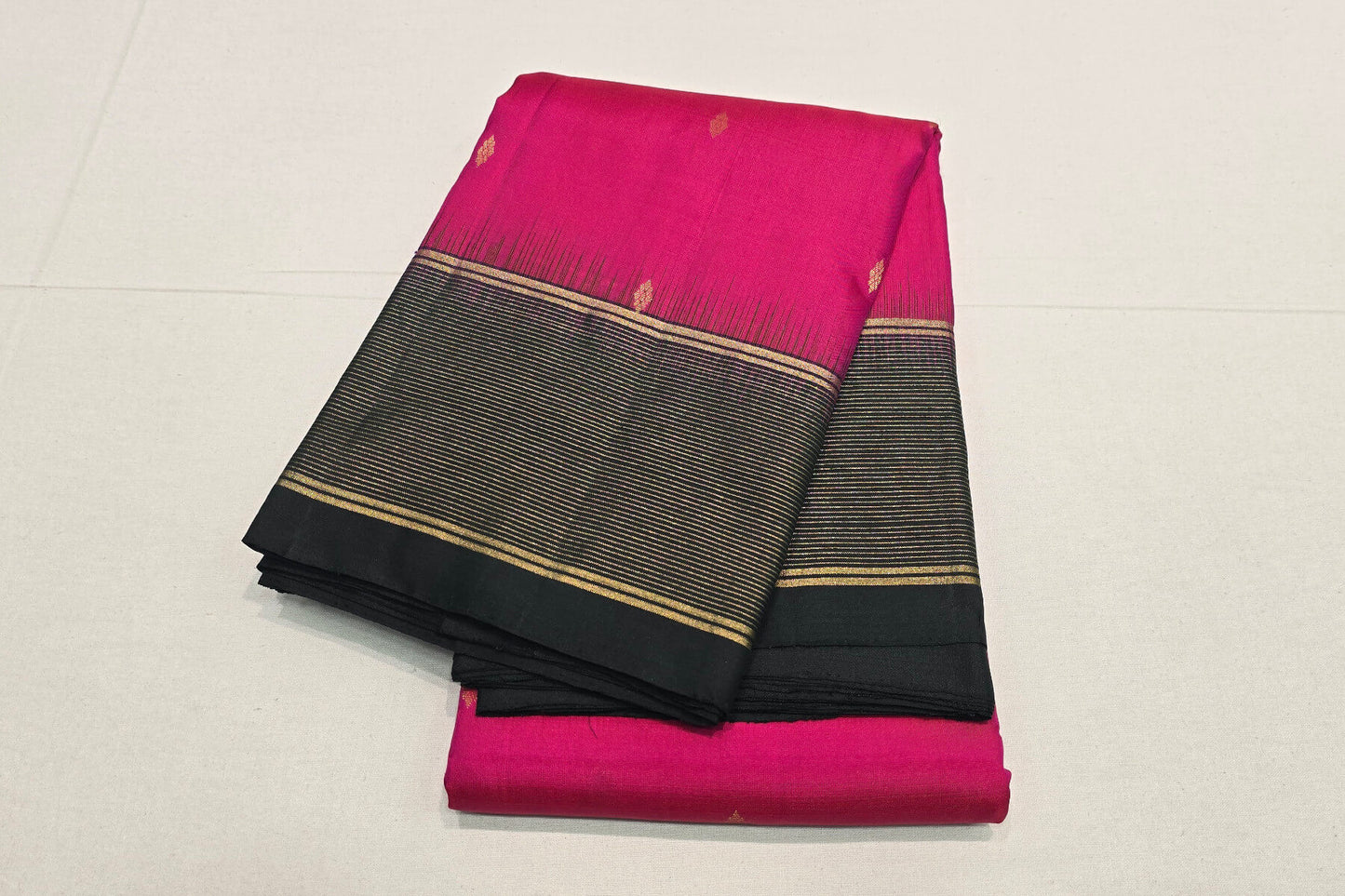 Light Weight Kanjivaram Silk Saree by Shreenivas Silks PSSR016077