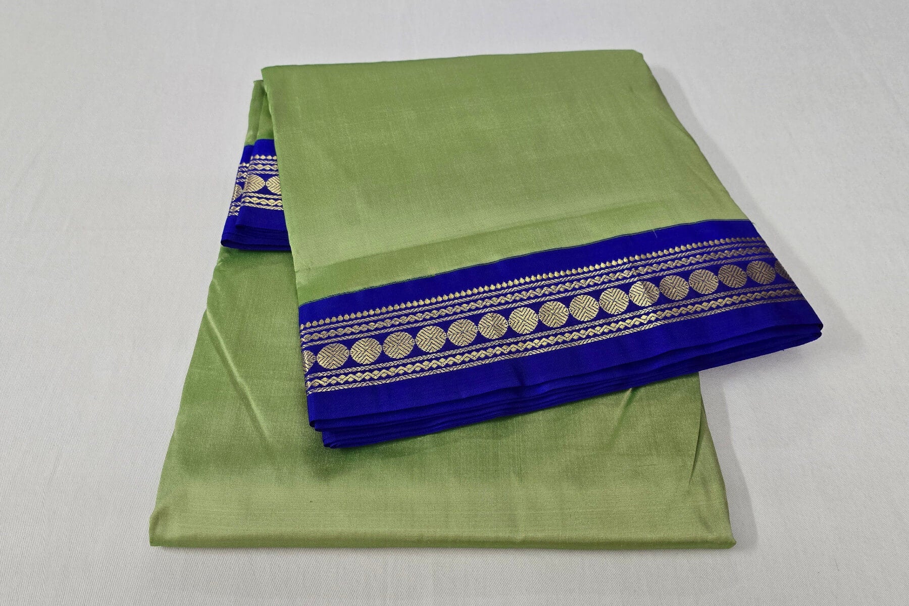 Pista green 10 yards madisar silk saree