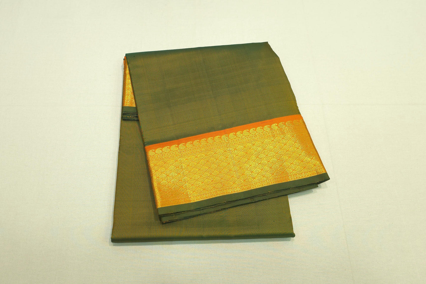 Manthulir ten yards madisar silk saree