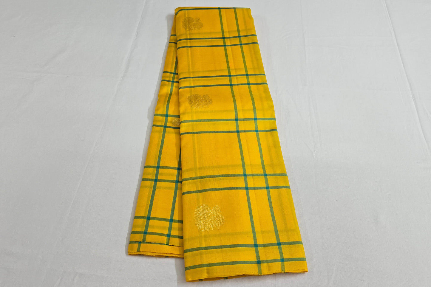 Checked kanchipuram silk saree