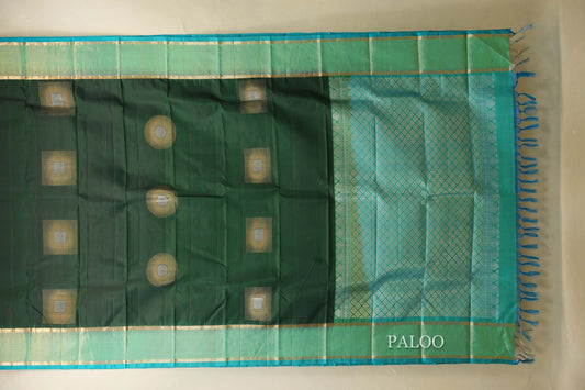 Deep Bottle Green Light Weight Kanjivaram Silk Saree paloo
