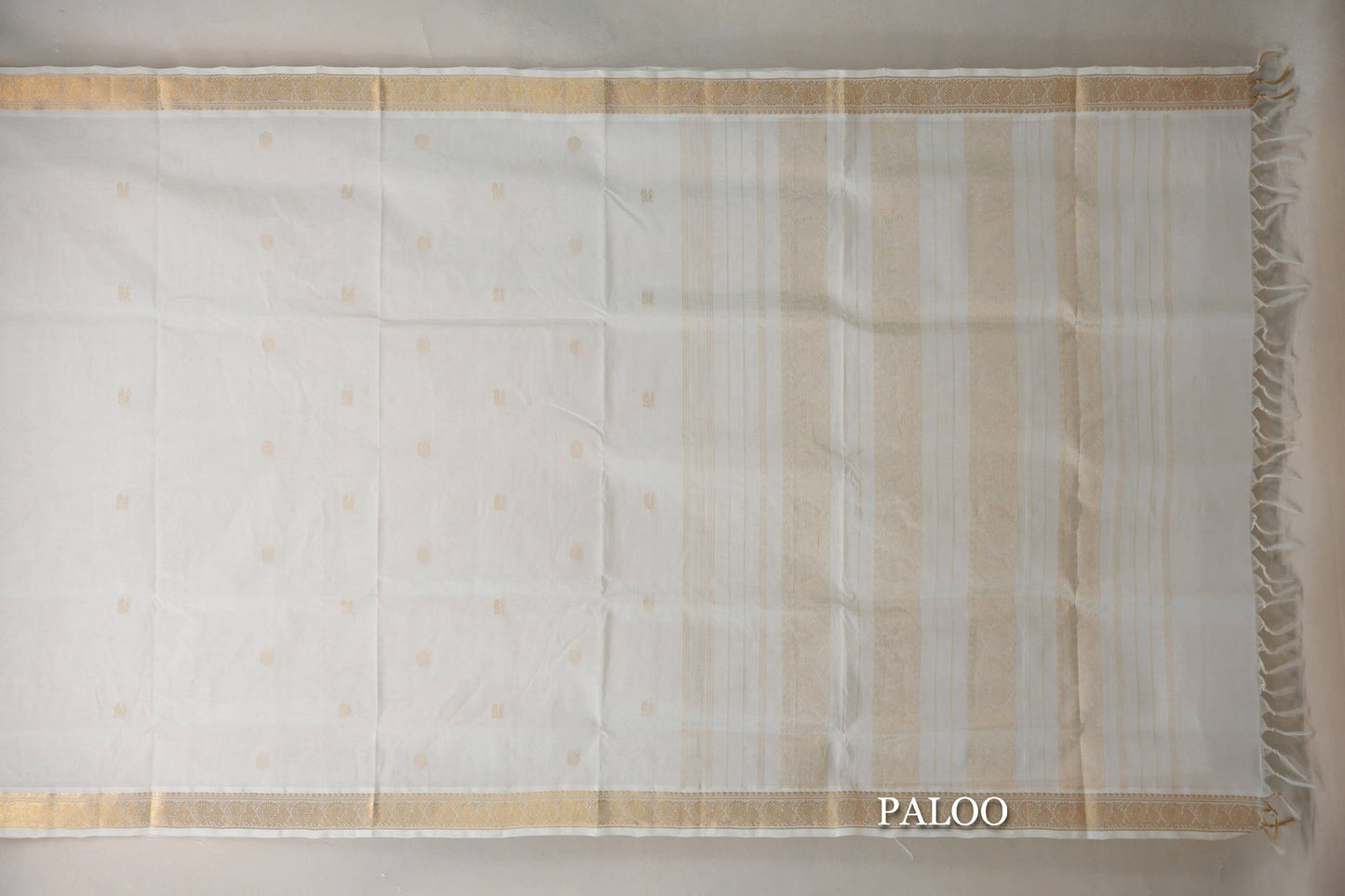 Cream Vegan Silk Cotton Saree by Shreenivas Silks paloo