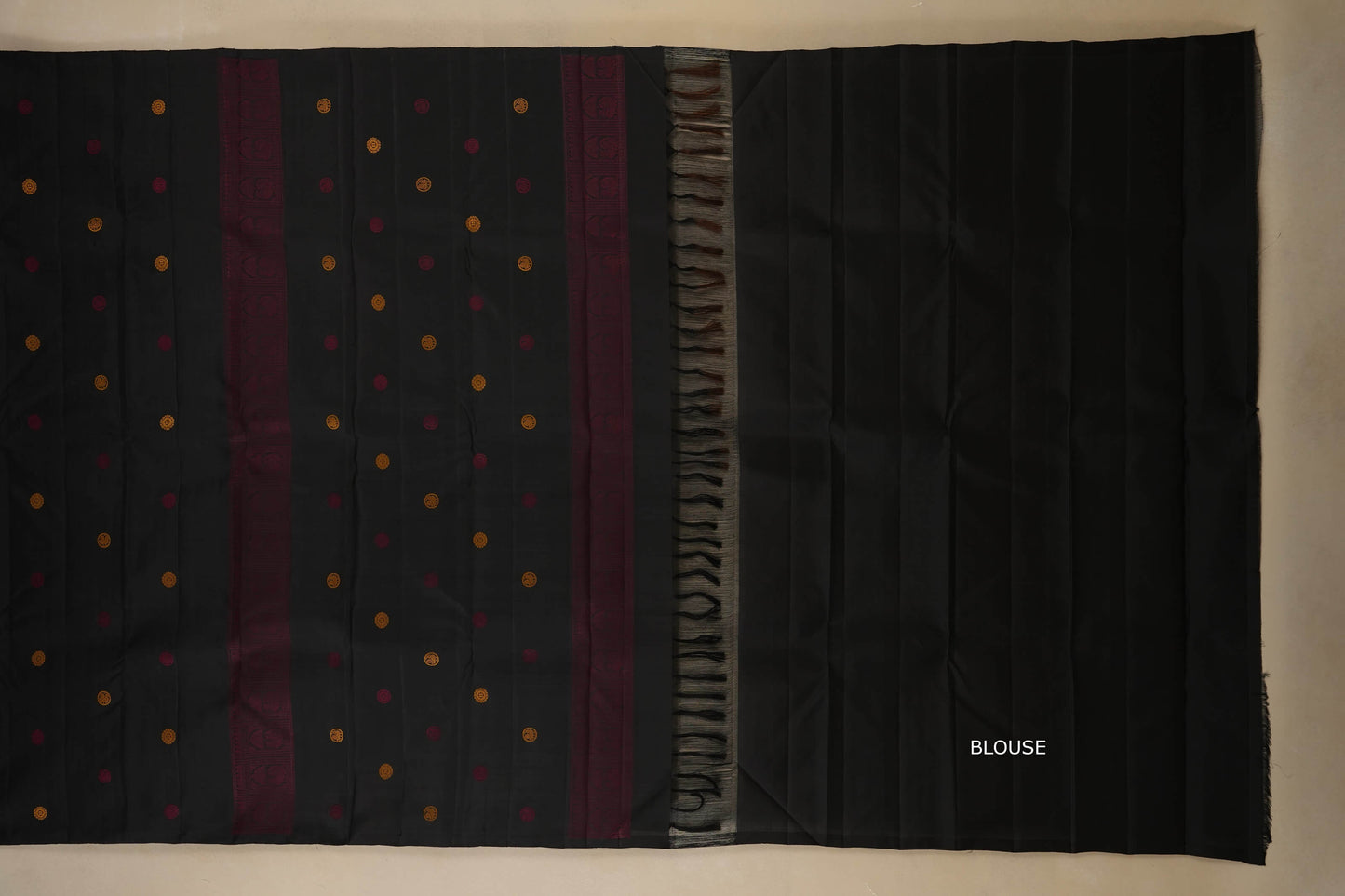 Black borderless Kanjivaram Silk Saree by Shreenivas Silks PSSR017770