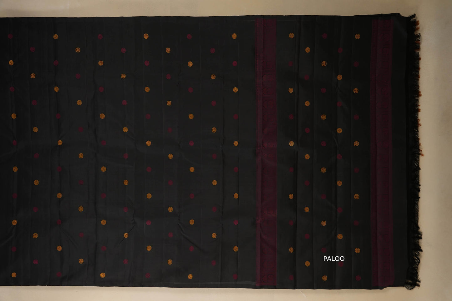 Black borderless Kanjivaram Silk Saree by Shreenivas Silks PSSR017770