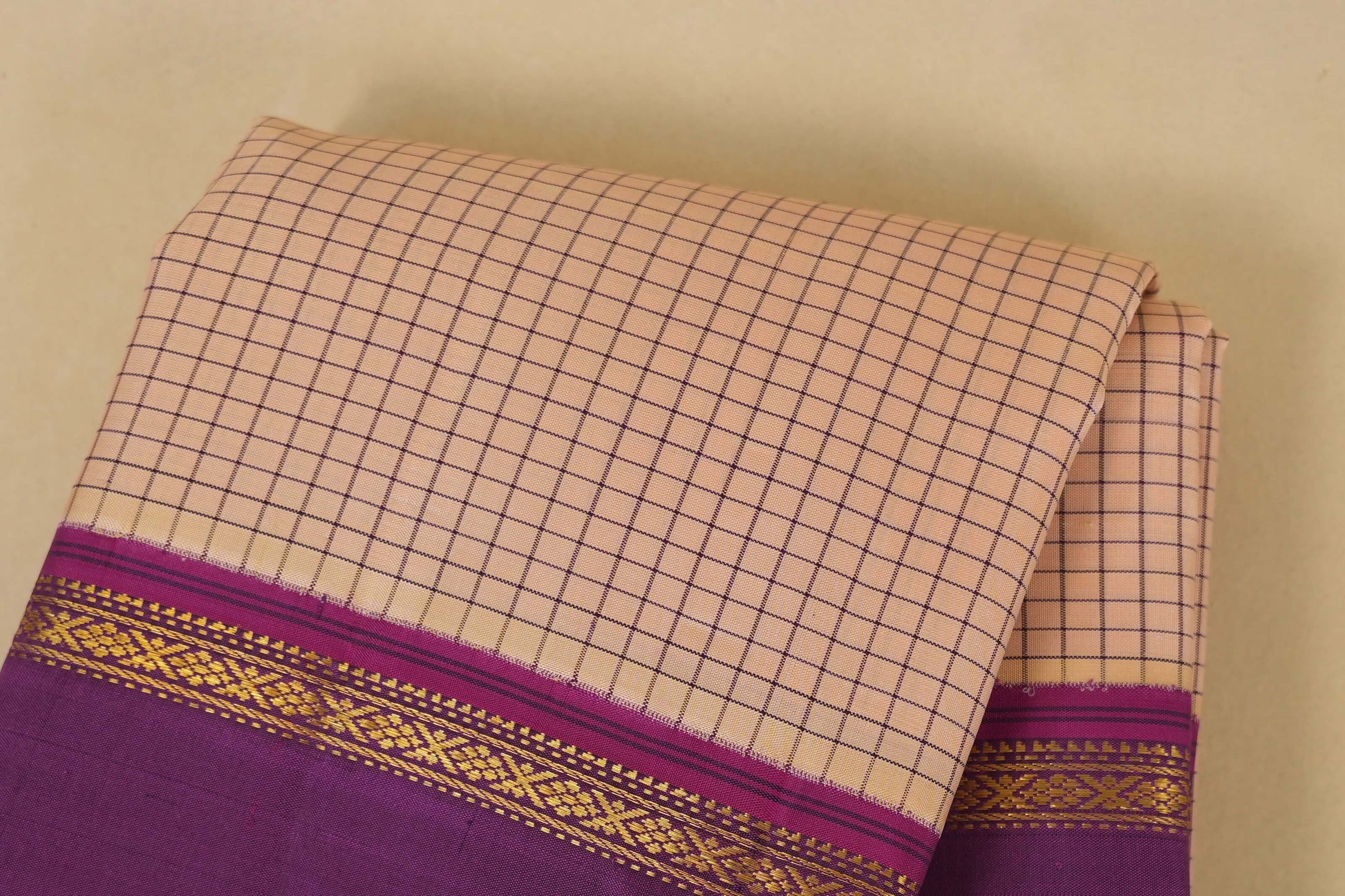 Off Vintage Kanchipuram Silk Saree  body