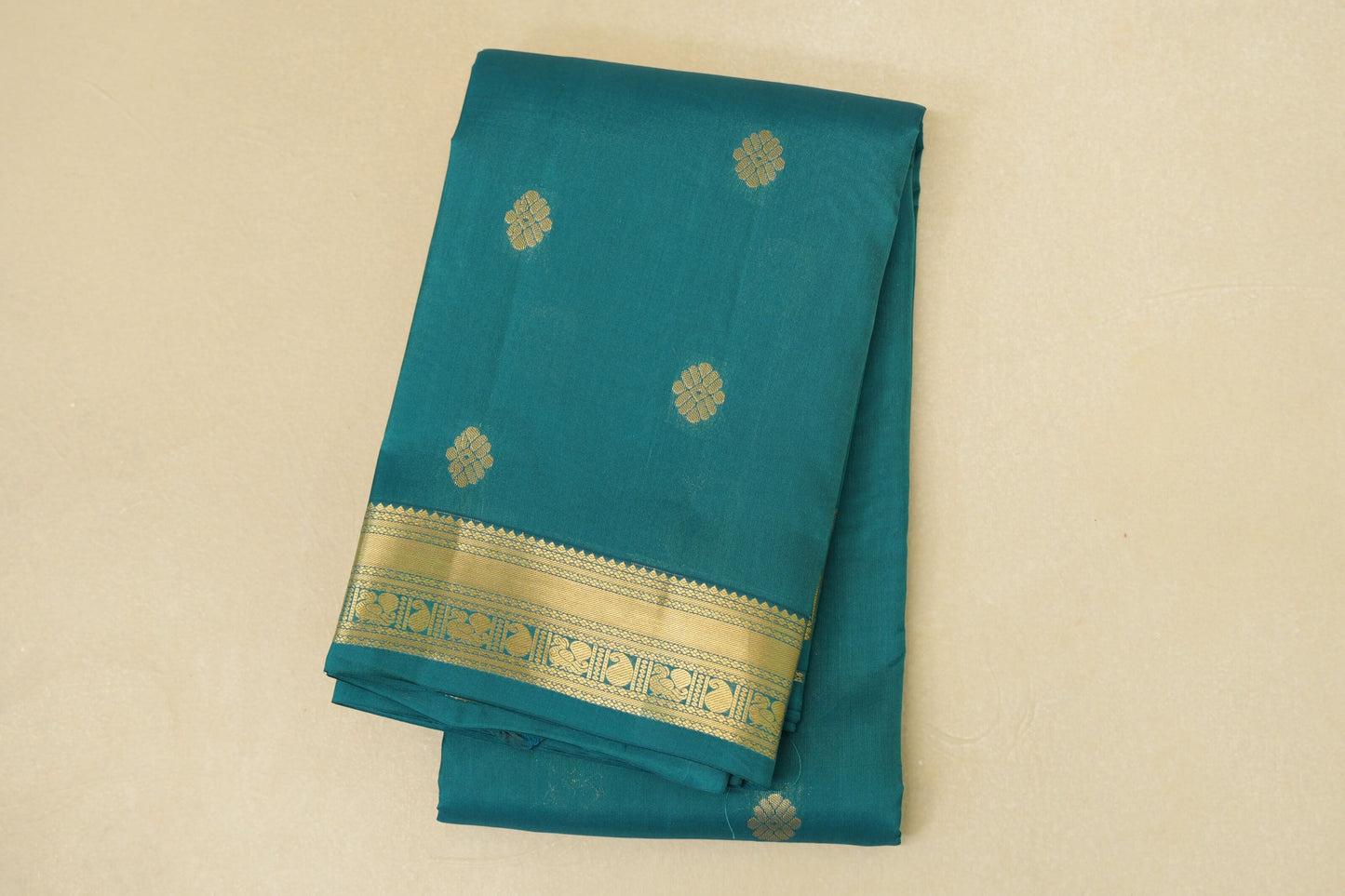 folded Teal Green Light Weight Kanjivaram Silk Saree