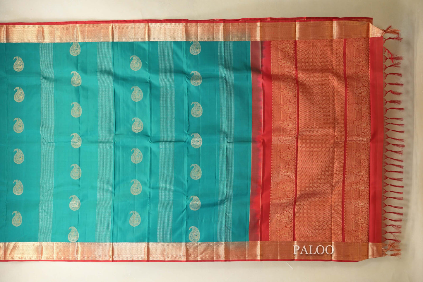 Teal Green Light Weight Kanjivaram Silk Saree paloo