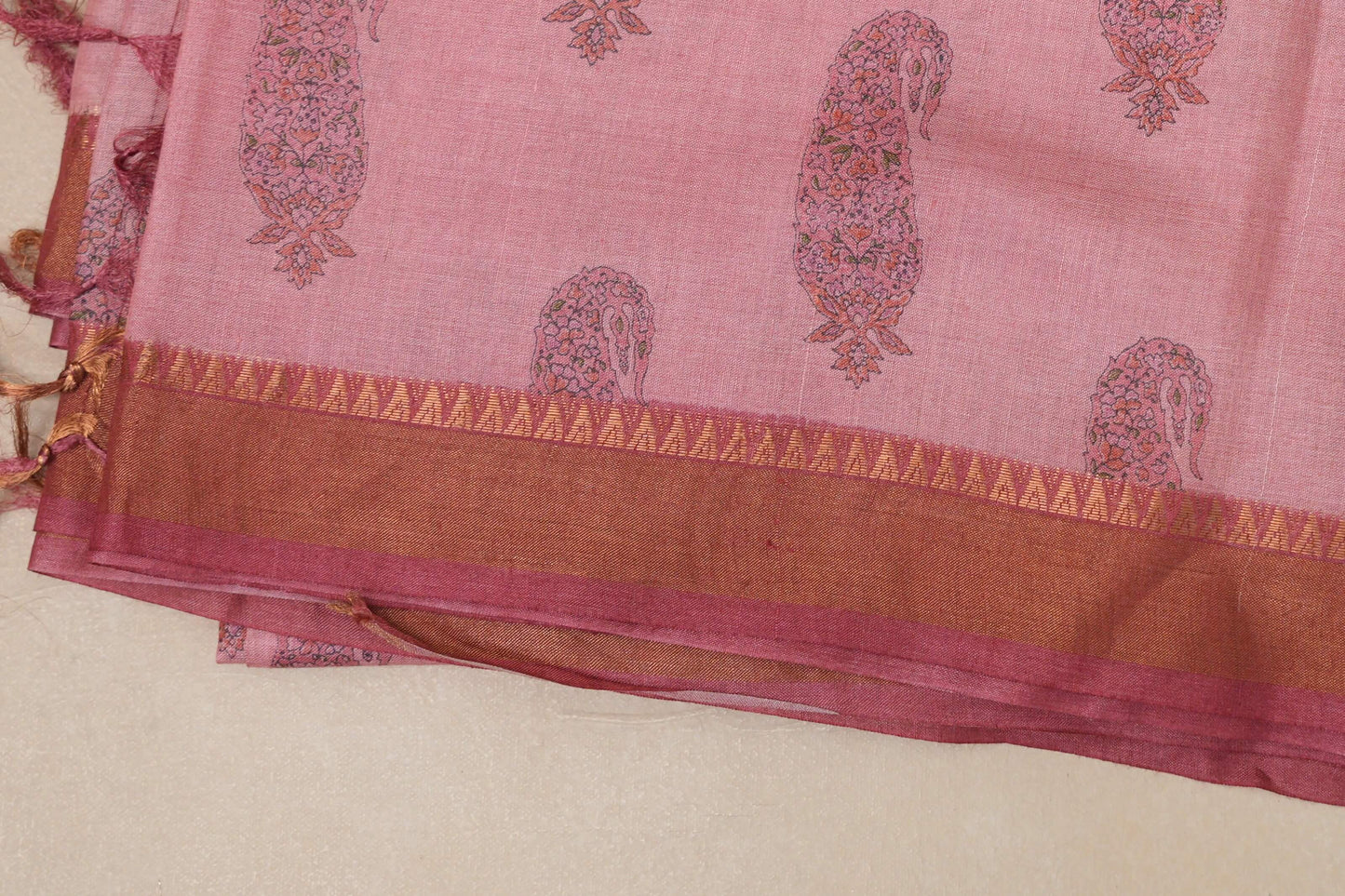 Onion pink with Deep onion pink Borders Tussar silk saree  border