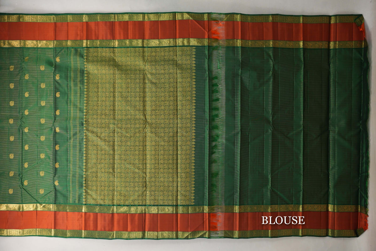 Deep Forest Green Vintage Kanjivaram Silk Saree by Shreenivas Silks blouse