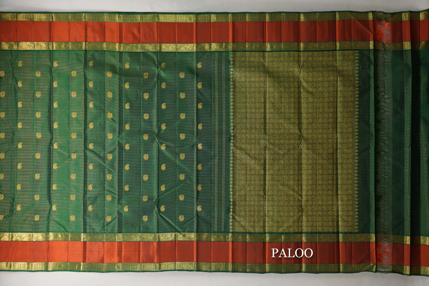 Deep Forest Green Vintage Kanjivaram Silk Saree by Shreenivas Silks  paloo
