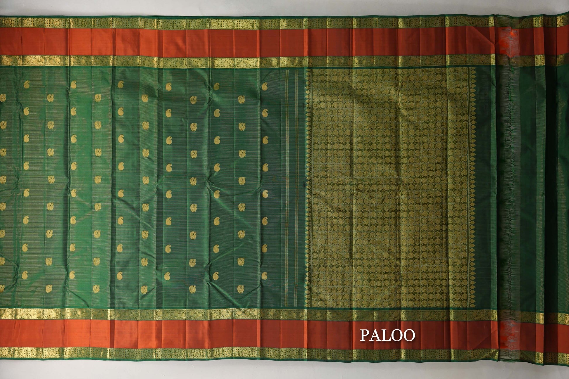 Deep Forest Green Vintage Kanjivaram Silk Saree by Shreenivas Silks  paloo