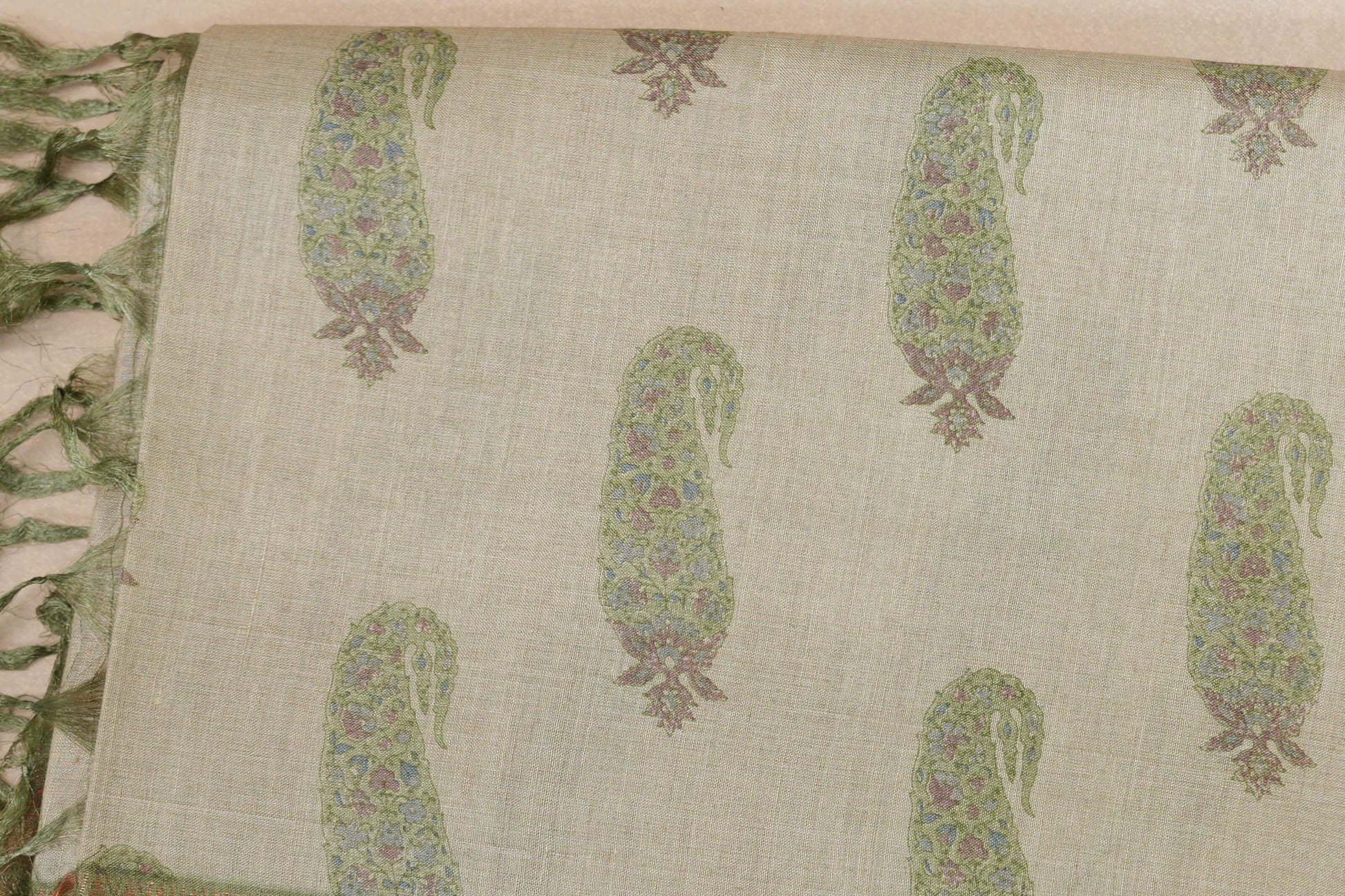 Cream with Olive green Borders Bhagalpur Tussar silk saree body