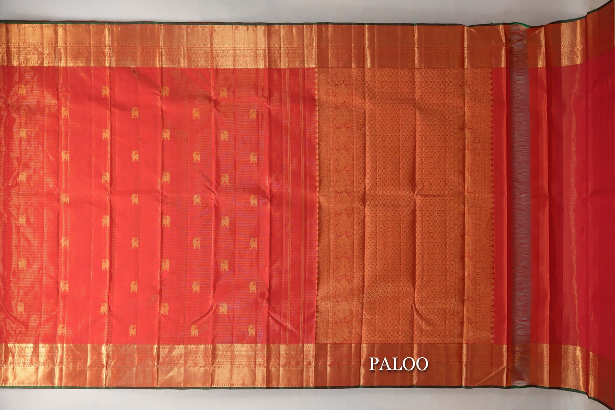 Bright Red Vintage Kanjivaram Silk Saree by Shreenivas Silks paloo