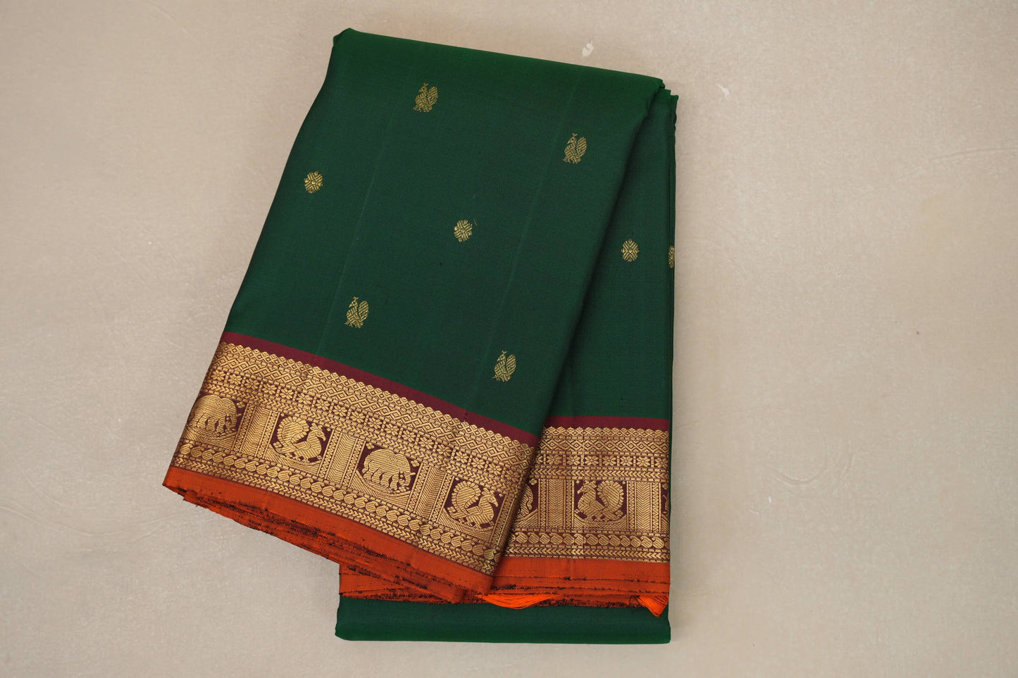 Bottle Green with Maroon border Vintage Kanjivaram Silk Saree paloo