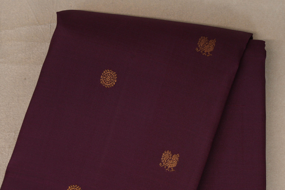 Deep Wine Vintage Kanjivaram Silk Saree body zoom