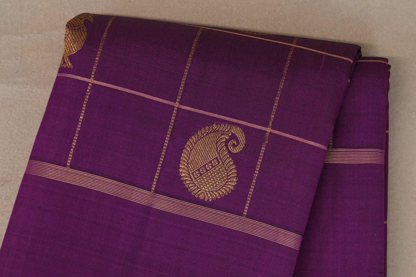 Deep Purple Vintage Kanjivaram Silk Saree border zoom