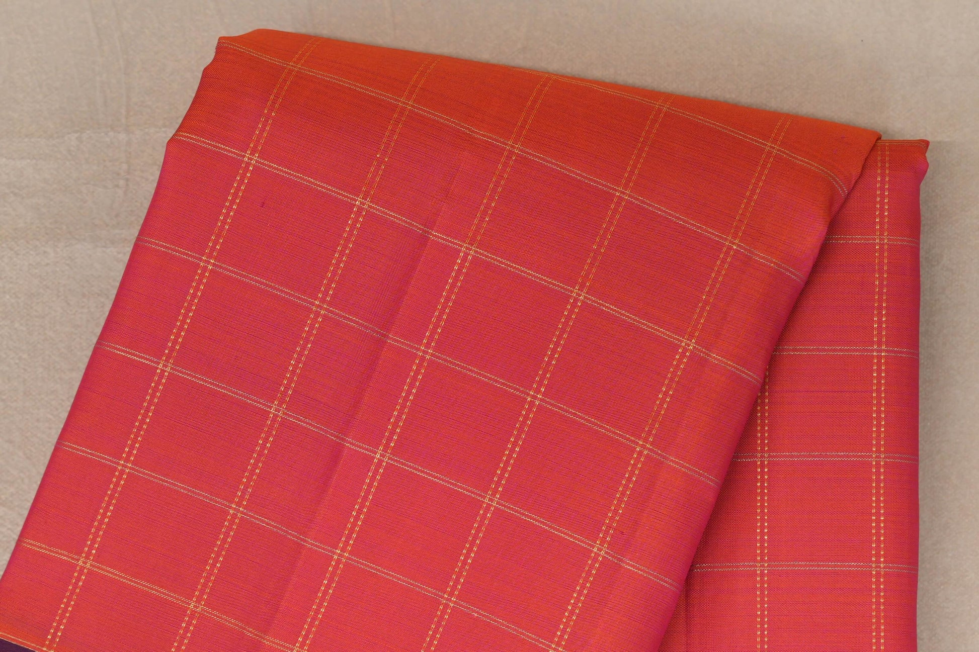 Dual Tone of Orange and Pink Vintage Kanjivaram Silk Saree  body zoom