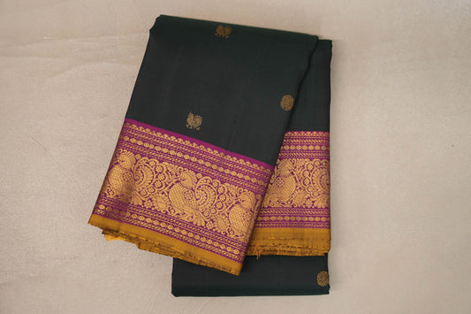 folded Deep Bottle Green Vintage Kanjivaram Silk Saree