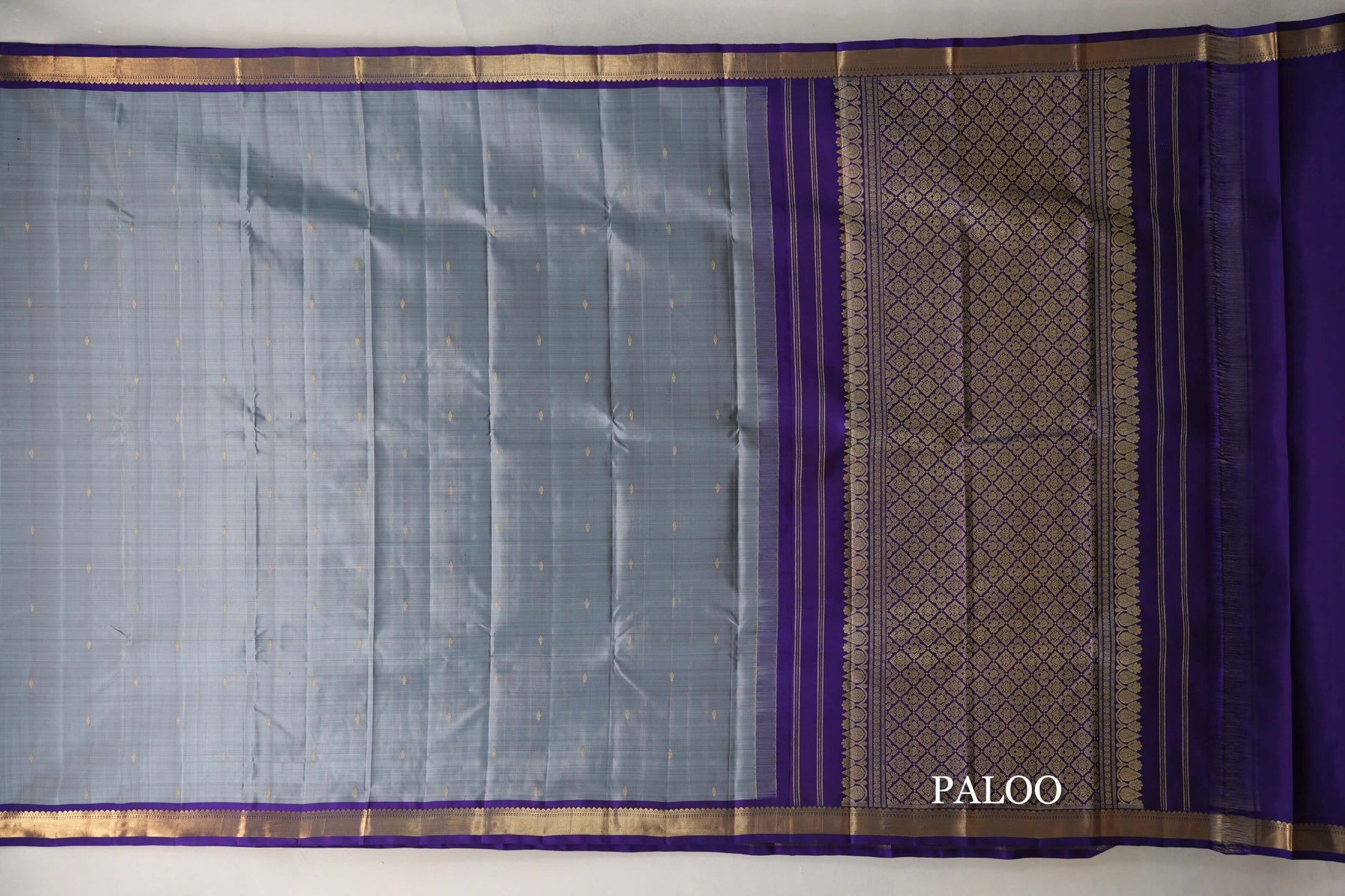 Silver Grey  Vintage Kanjivaram Silk Saree paloo
