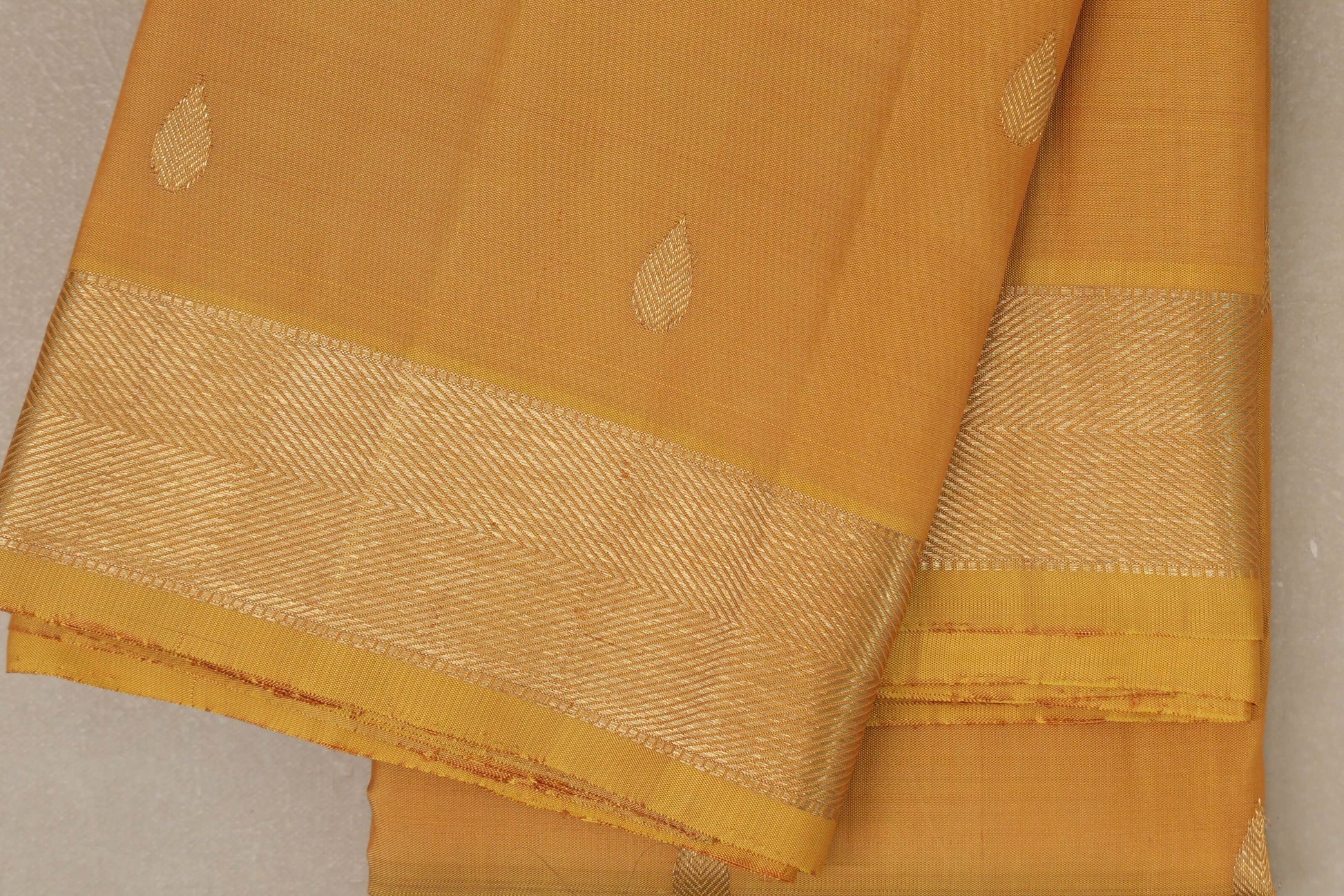 Light Lemon Yellow Vintage Kanjivaram Silk Saree  by Shreenivas Silks  border