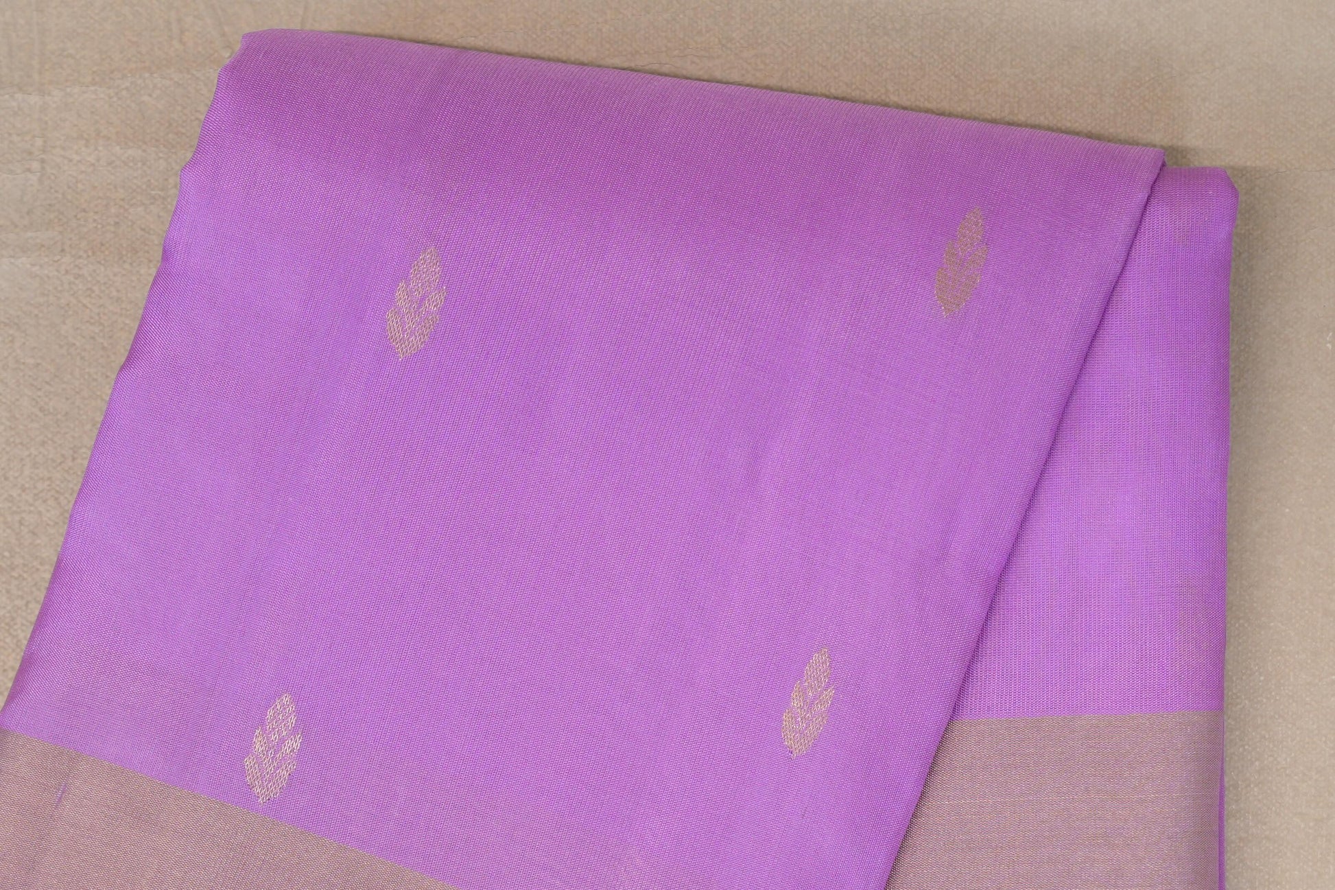 Lavender Pink Light Weight Kanchipuram Silk Saree body zoom