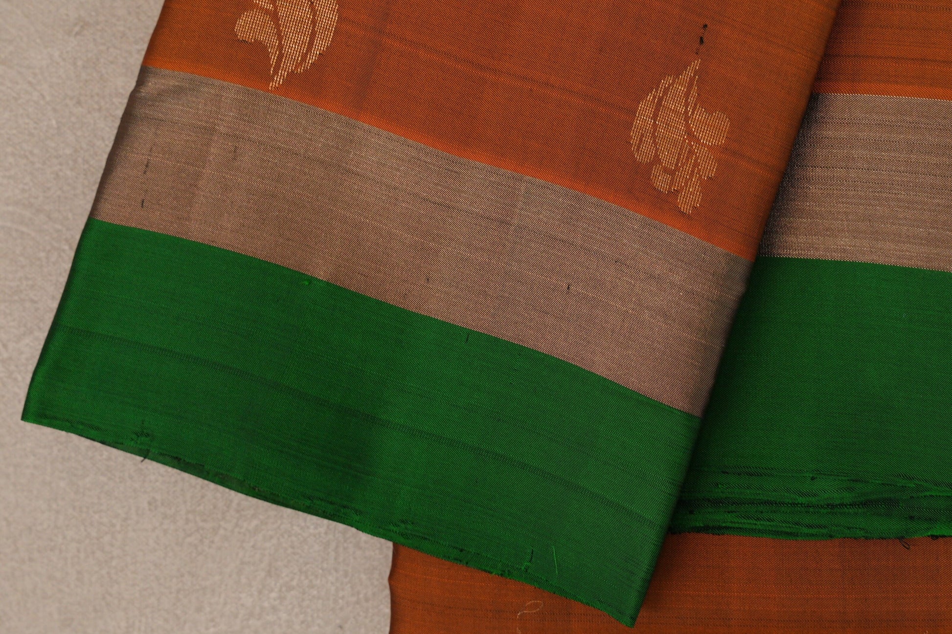 Bright Orange Light Weight Kanchipuram Silk Saree border zoom