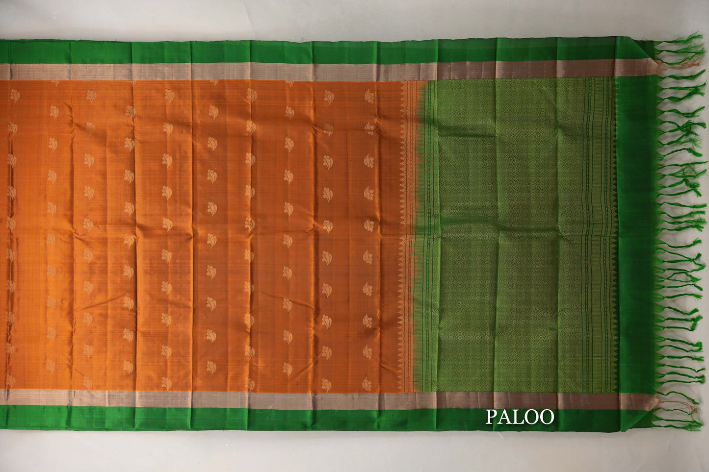 Bright Orange Light Weight Kanchipuram Silk Saree paloo