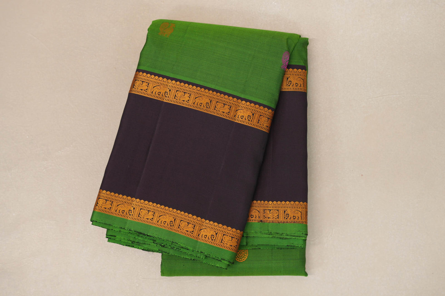 Bright Leaf Green  Vintage Thread Woven Kanjivaram Silk Saree