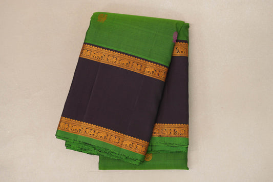 Bright Leaf Green  Vintage Thread Woven Kanjivaram Silk Saree