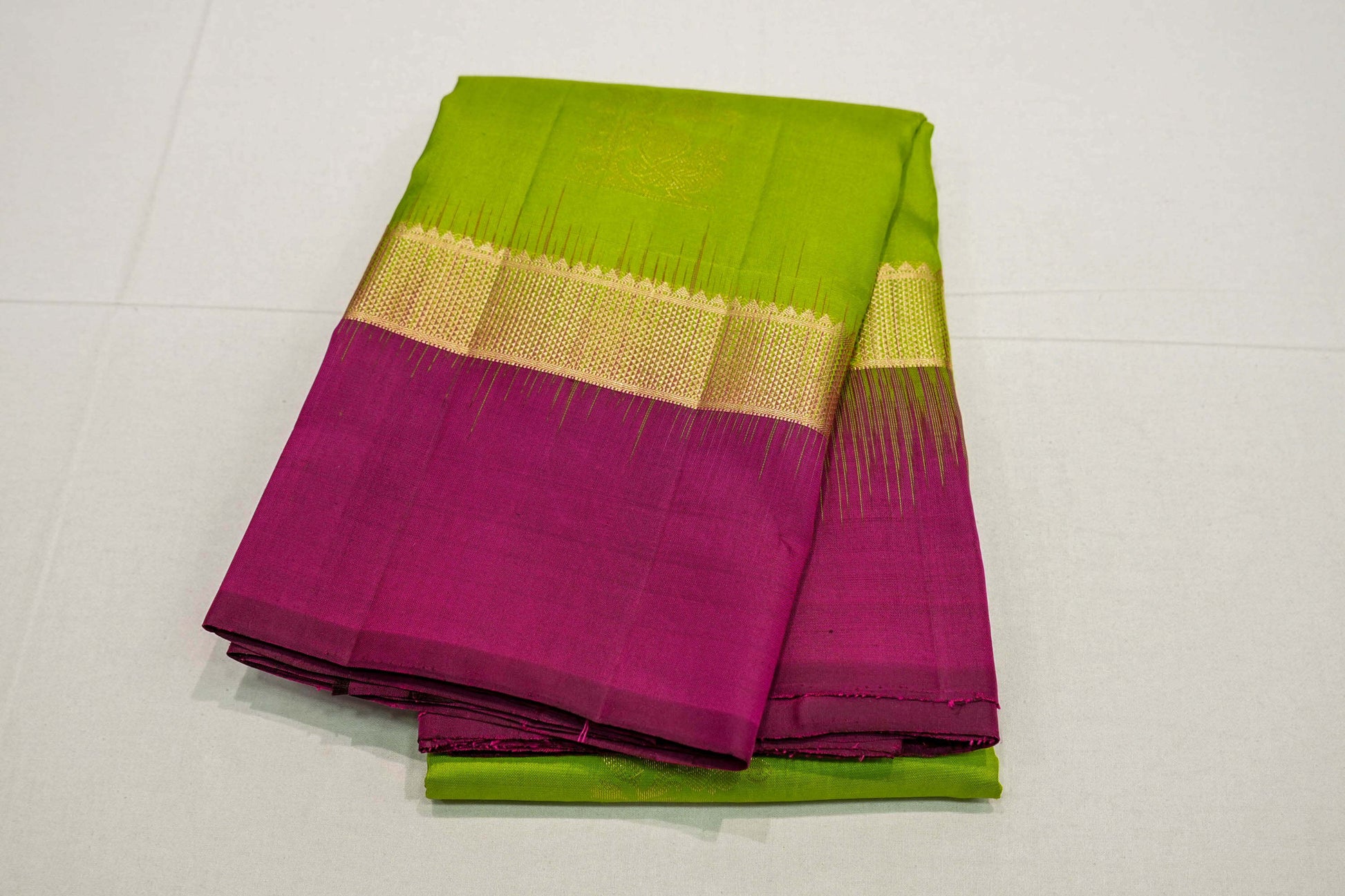Parrot green kanchipuram silk saree