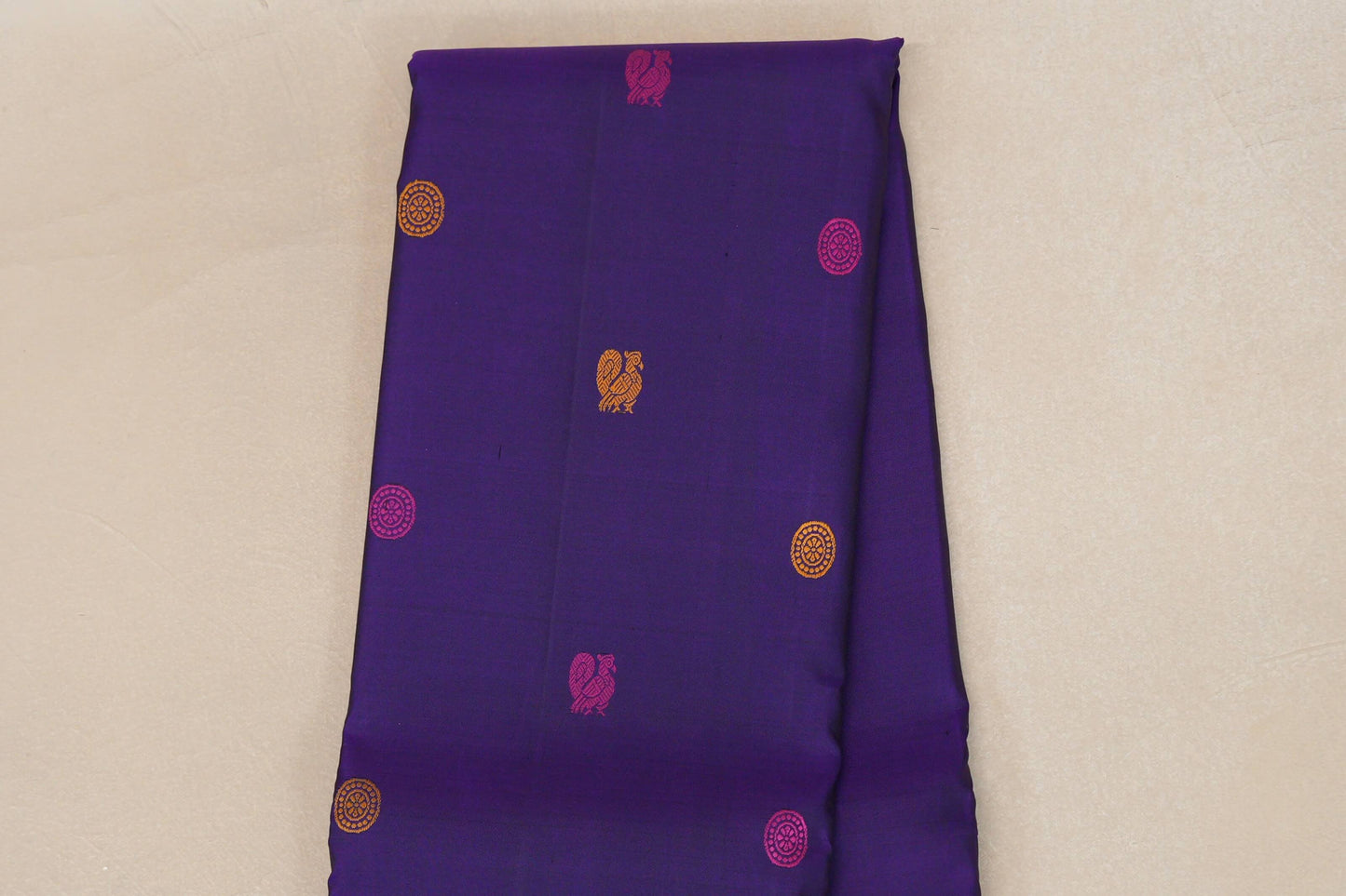 Deep Violet Vintage Thread woven Kanjivaram Silk Saree  body zoom