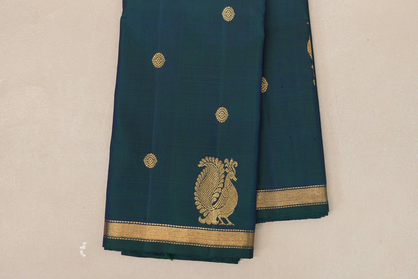 Peacock Green Vintage Kanjivaram Silk Saree  border zoom