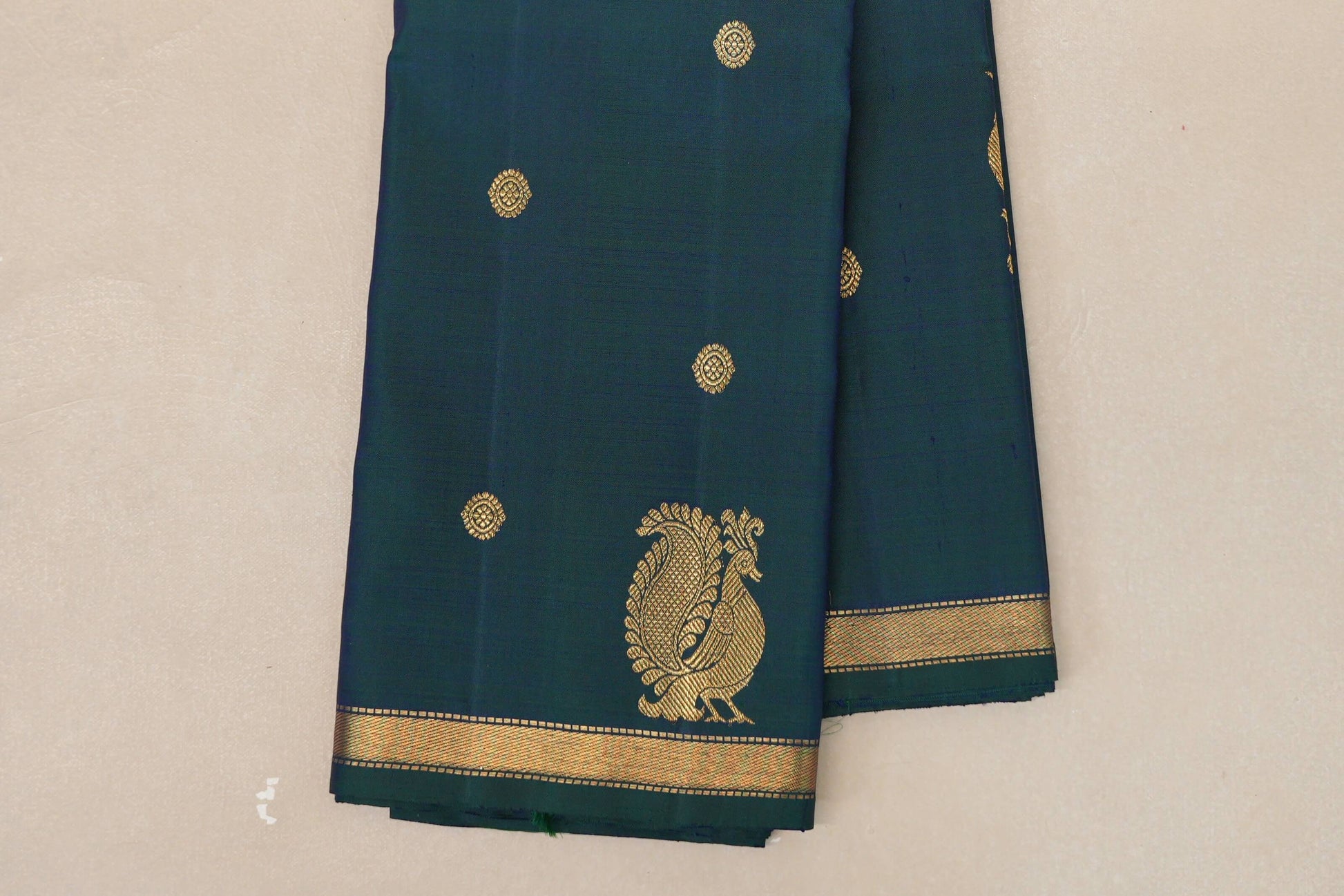 Peacock Green Vintage Kanjivaram Silk Saree  border zoom