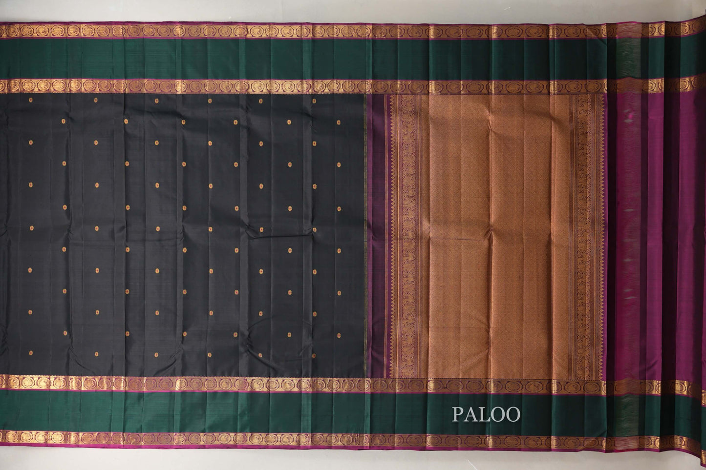 Black Vintage Kanjivaram Silk Saree paloo