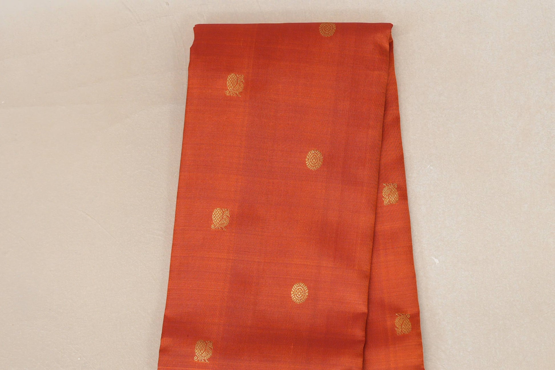 Burnt Orange Vintage Kanjivaram Silk Saree body zoom