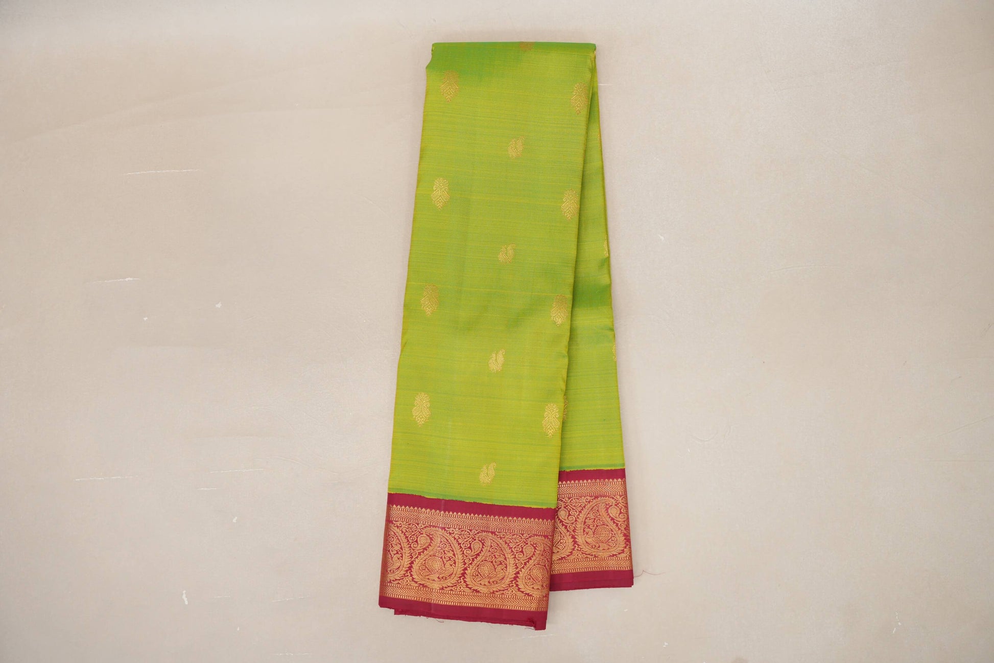Dual Tone Green and Yellow with Deep Red Borders Vintage Kanjivaram Silk Saree online