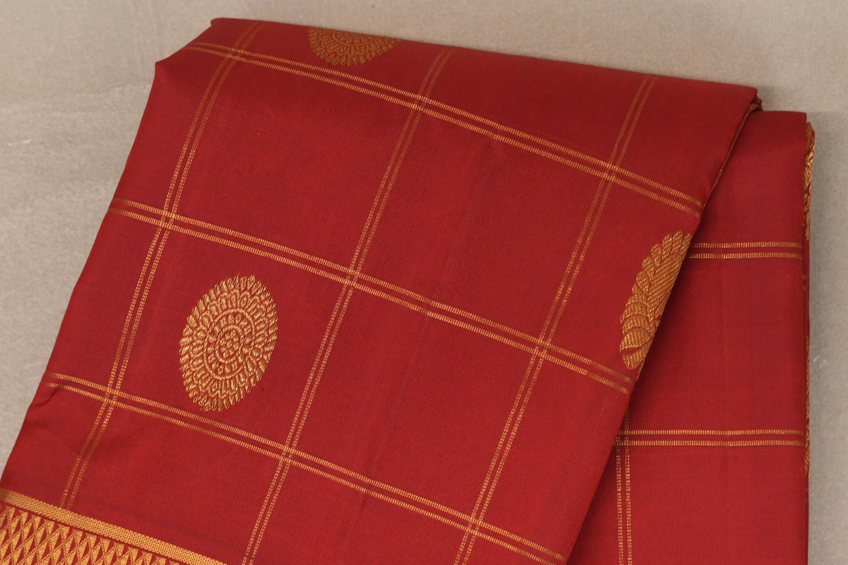Deep Red with Dark Green Selvedge Vintage Kanjivaram Silk Saree by Shreenivas Silks PSSR0110102