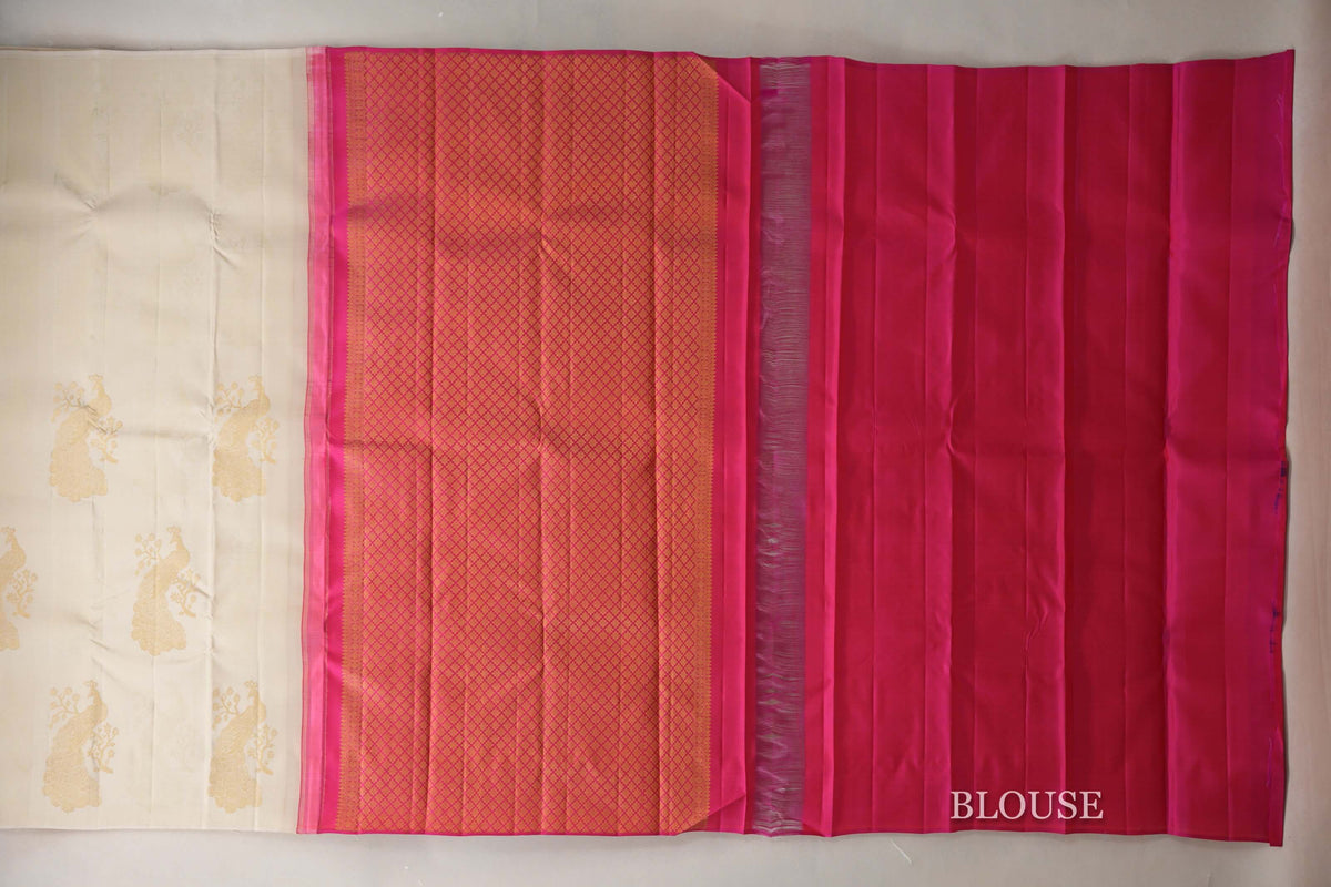 Pastel Pistachio Green Vintage Kanjivaram Silk Saree by Shreenivas Silks PSSR0110104