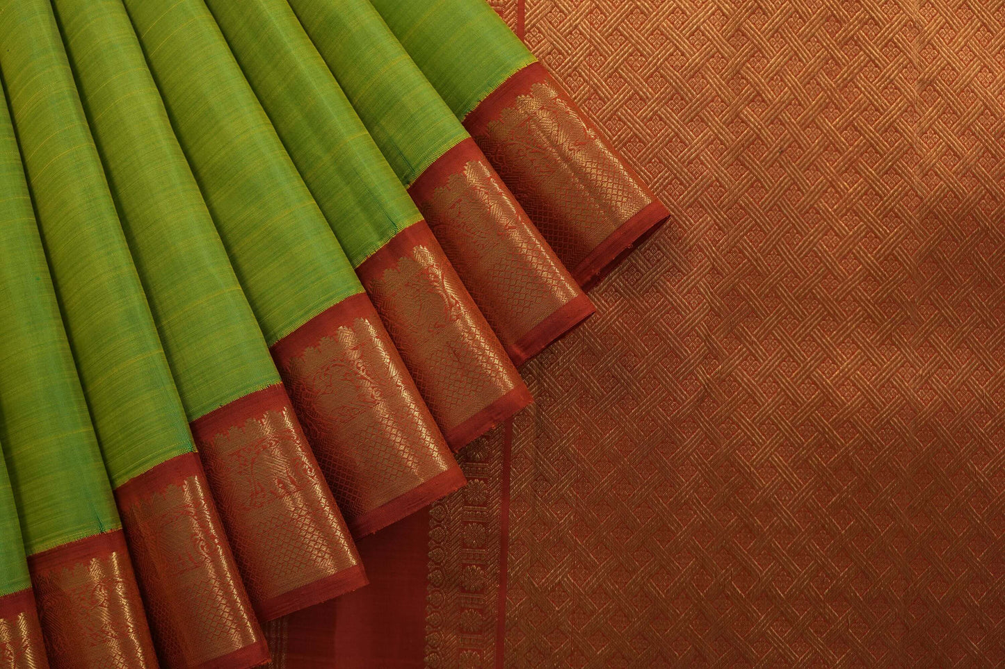 Bridal kanchipuram silk saree