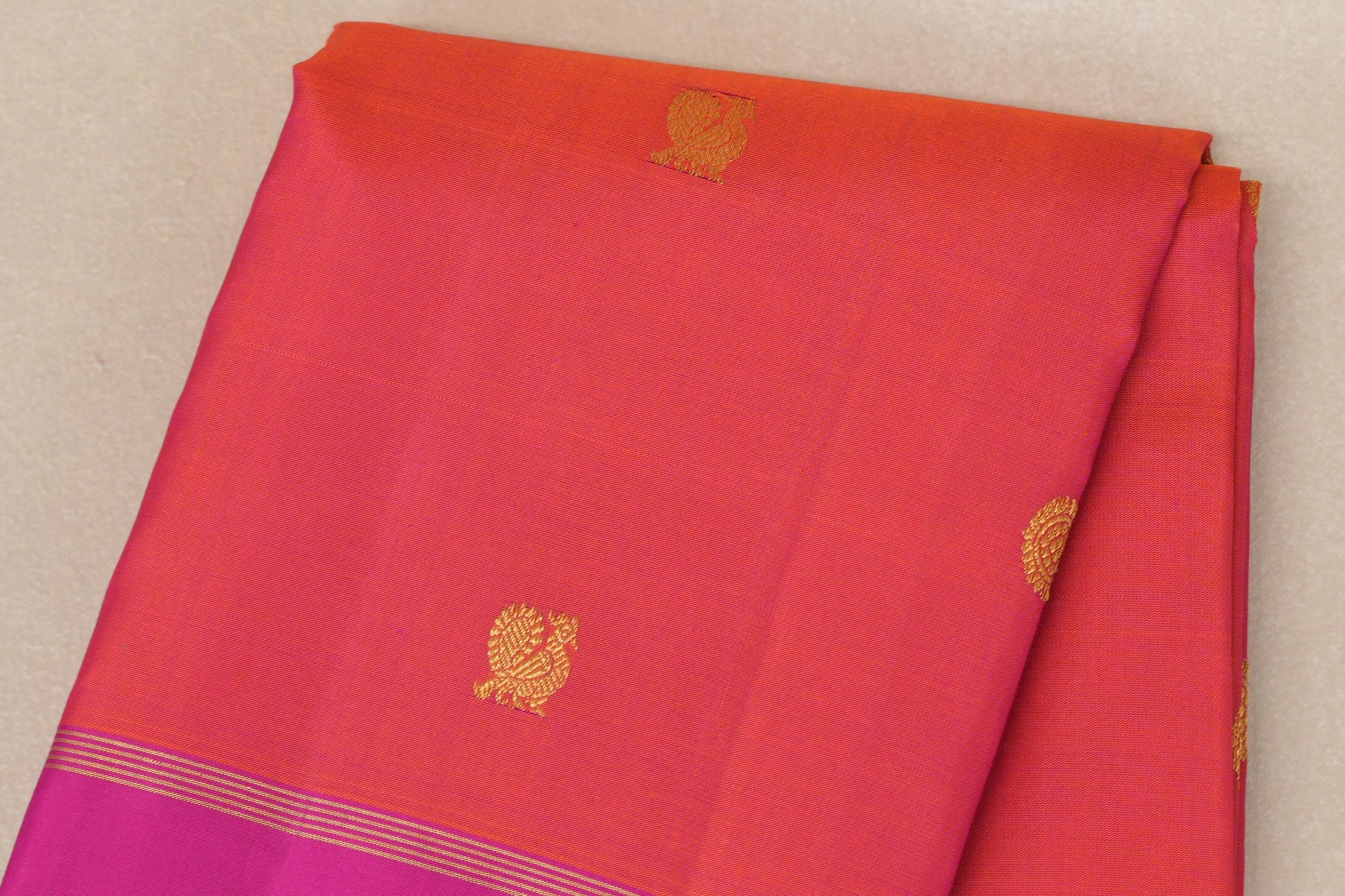 Orangish Pink Vintage Kanjivaram Silk Saree by Shreenivas Silks body