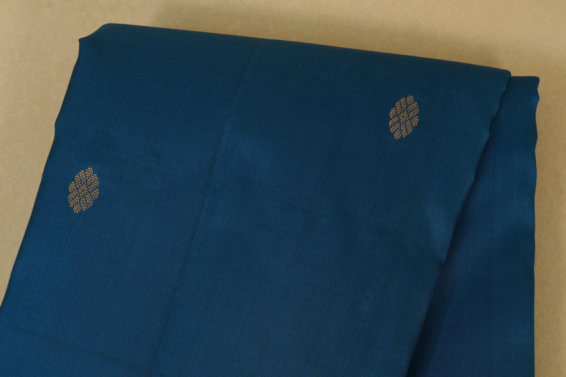 light weight kanchipuram silk saree body