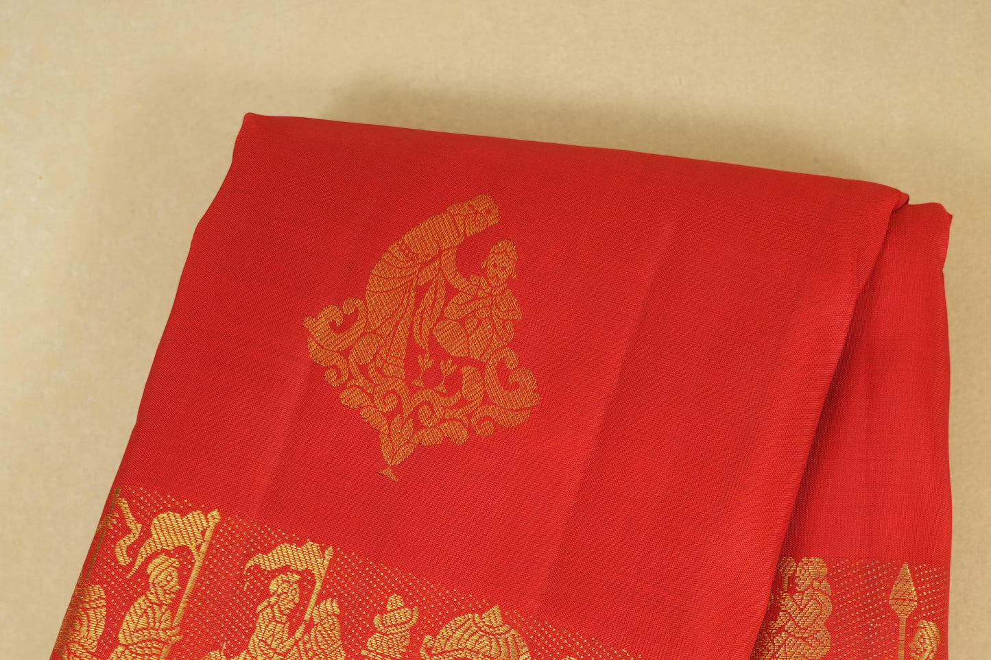Chilli Red Kanchipuram Silk Saree body