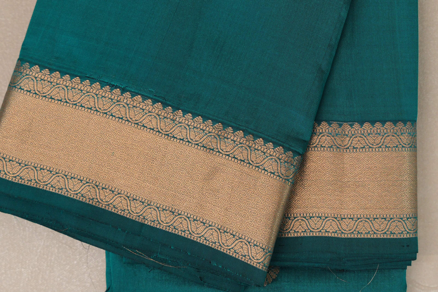 Peacock Green Light Weight Kanjivaram Silk Saree by Shreenivas Silks PSSR018951