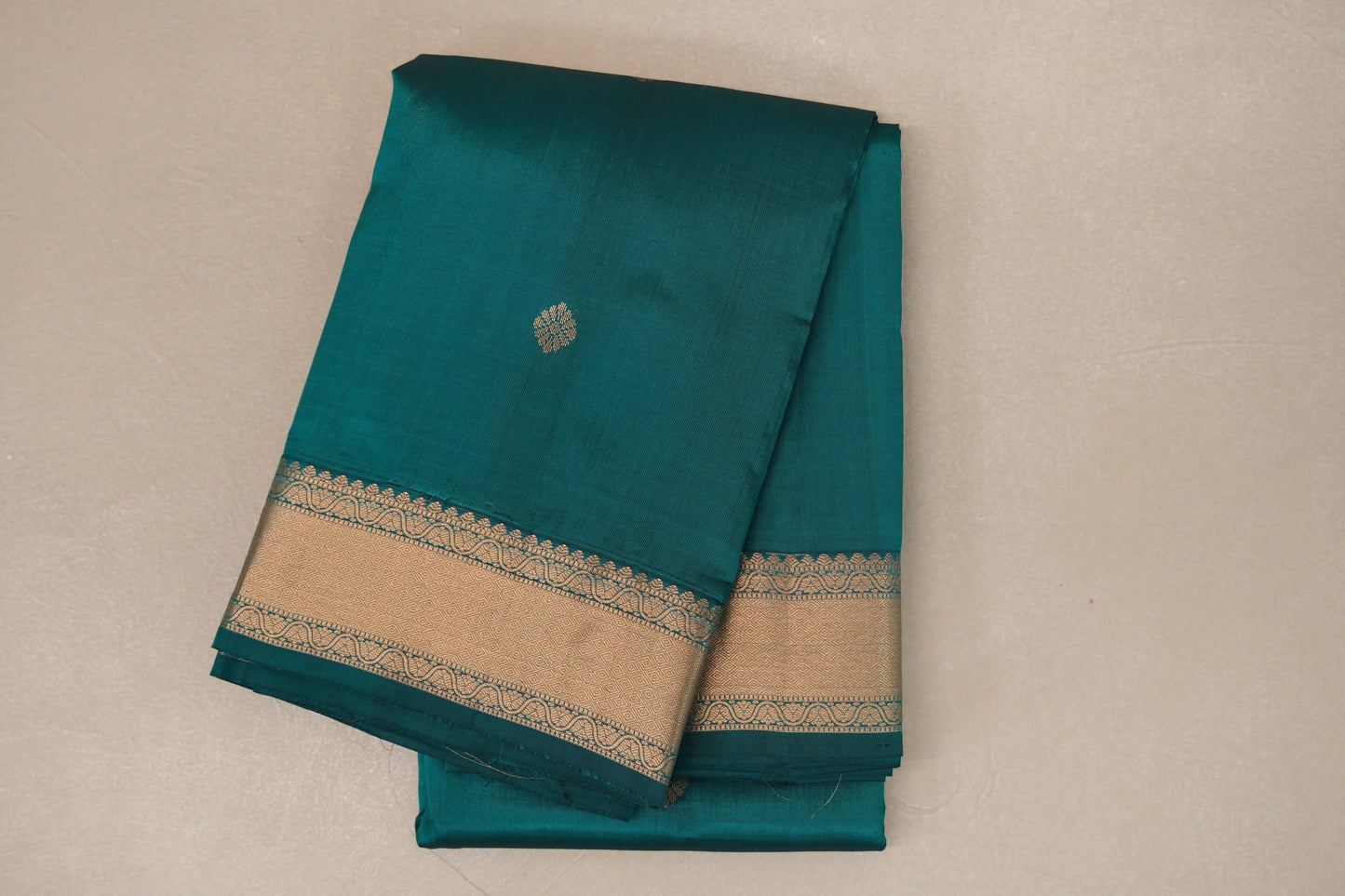 Peacock Green Light Weight Kanjivaram Silk Saree by Shreenivas Silks PSSR018951